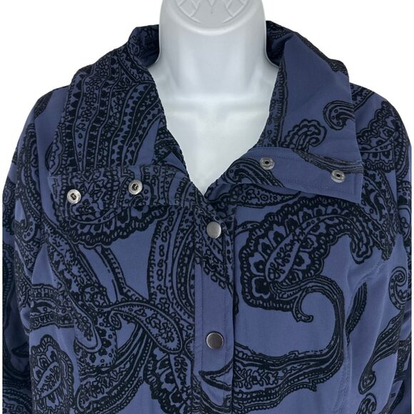 Chicos Zenergy Neema Flocked Paisley Print Button Snap Front Jacket Size 0 US S - Picture 2 of 10